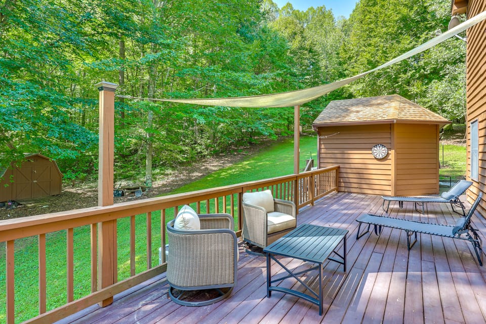Fishing Dock & Sauna! Farmville Gem w/ Views House in Virginia