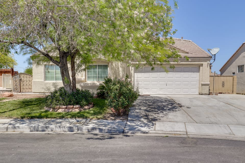 Private Pool & Spa: North Las Vegas Retreat! House in North Las Vegas