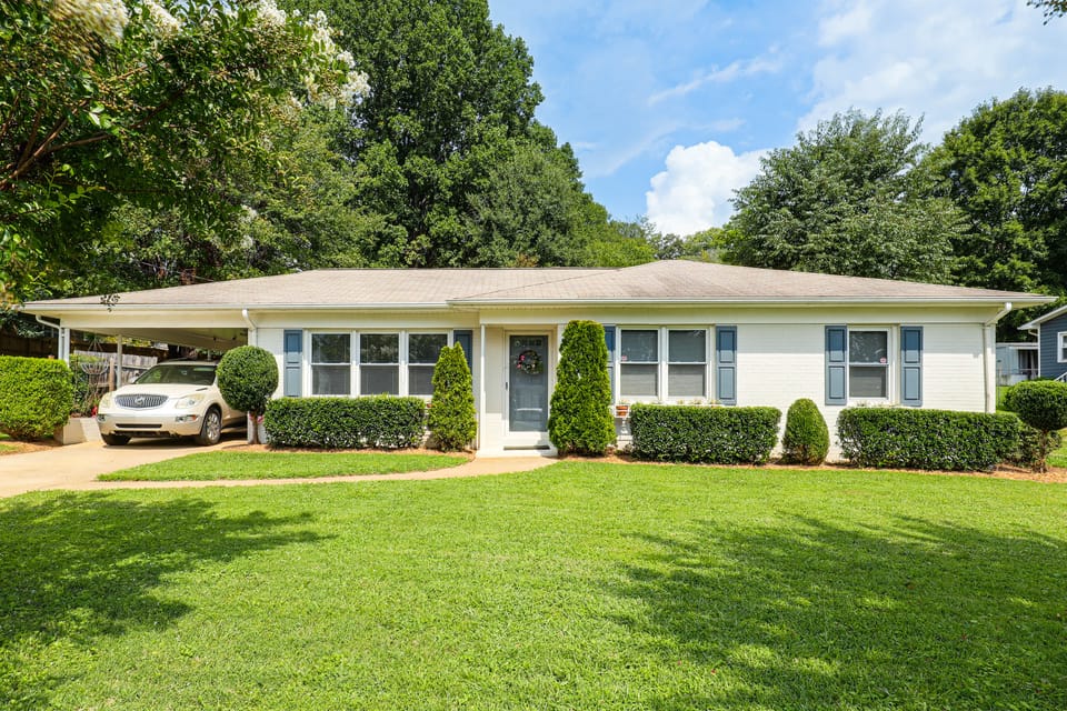 Lenoir Home w/ Home Office Near Blowing Rock House in Caldwell