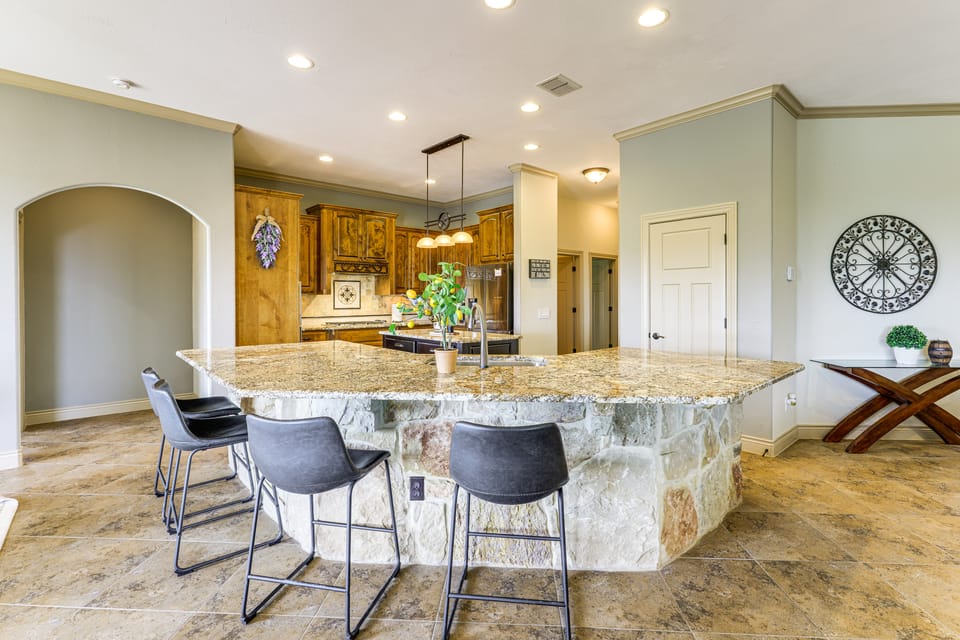 On 5+ Acres! Quiet Spring Branch Retreat w/ Views House in Spring Branch