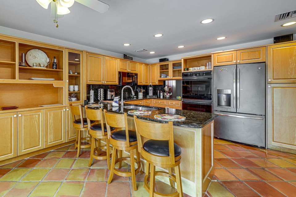 Bring Your Boat! Waterfront Clearwater Gem w/ Pool House in Clearwater Beach