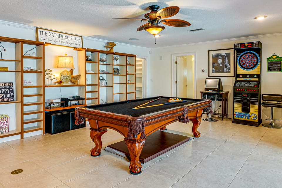 Bring Your Boat! Waterfront Clearwater Gem w/ Pool House in Clearwater Beach