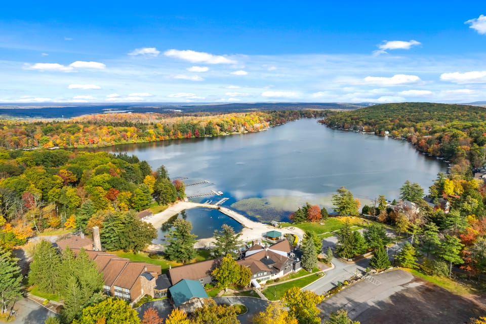 The Ultimate Lake Harmony Group Getaway Awaits! House in Hickory Run State Park