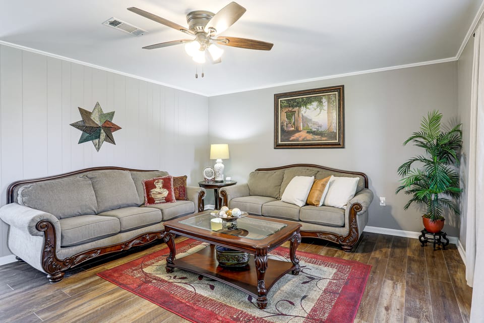 Cast & Relax! Ventress River Home w/ Shared Pier House in Louisiana