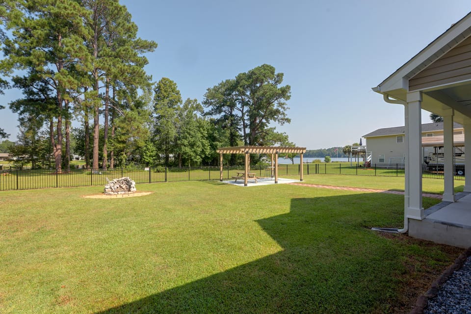 Lake Marion Retreat | Dock Days & Backyard Nights House in Lake Marion