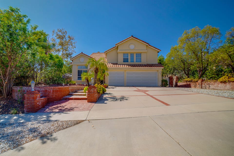 Private Yard, Patio! Spacious Corona Extended Stay House in Corona