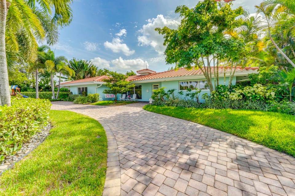 2 Mi to Beach! Extended Getaway in Fort Lauderdale House in Fort Lauderdale