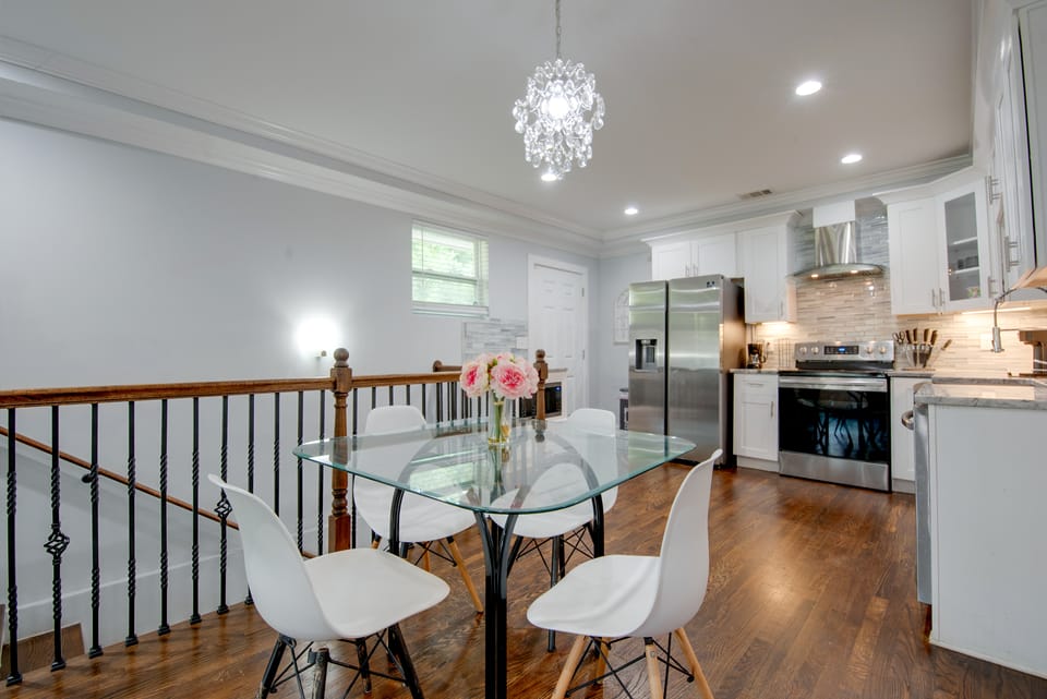 < 1 Mi to MARTA! Extended Getaway 3 Mi to Dtwn House in Atlanta