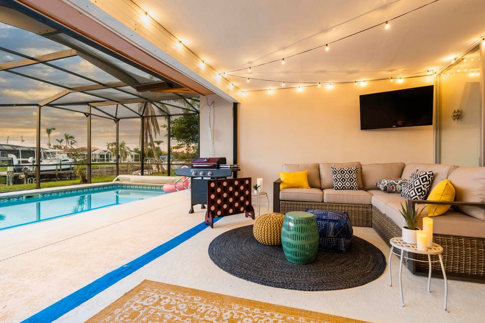 Pool & Dock! Walk to Downtown Dining & Nightlife House in Cape Coral