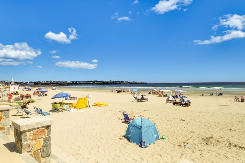 Sun, Surf & Seafood: York Home 2 Blocks to Beach House in York Beach
