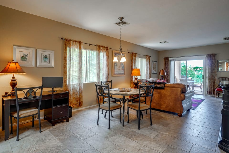 Desert-View Green Valley Retreat Near Golf Courses Apartment in Green Valley