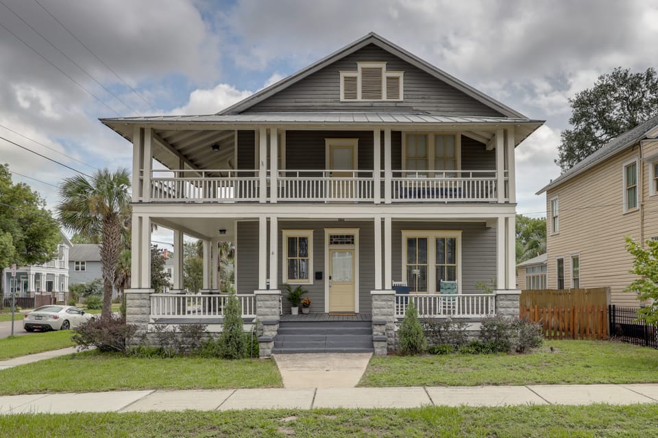 2 Mi to EverBank Stadium: Historic JAX Retreat House in Jacksonville