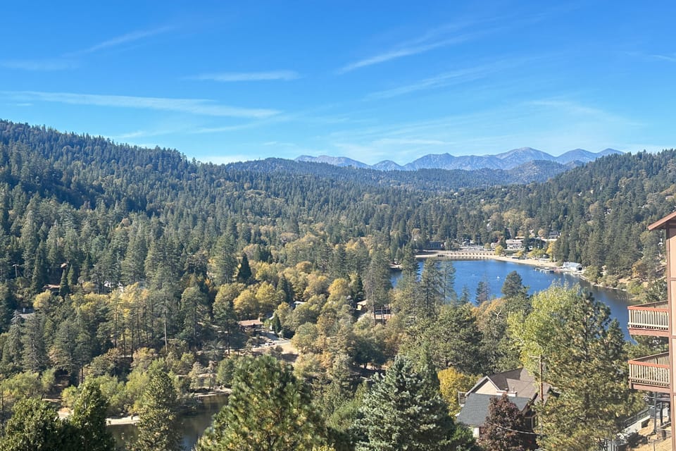 Mtn & Lake Gregory Views! Scenic Crestline Cabin House in Crestline