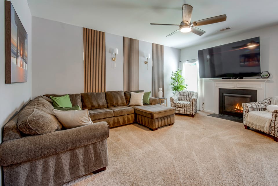 McDonough Group Getaway: Pool, Patio + Game Room House in McDonough