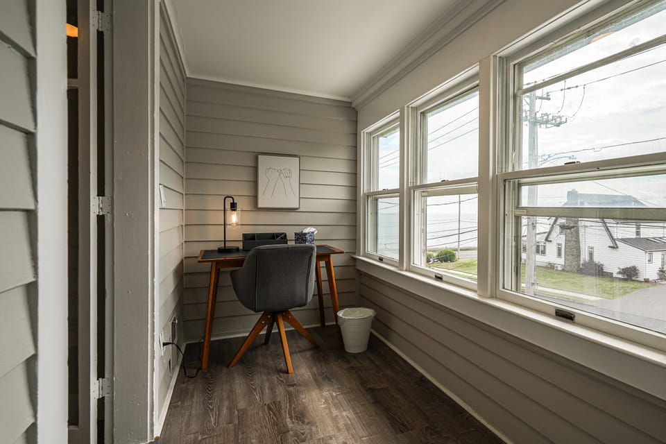 Stroll to Shore, Hot Tub! West Haven Extended Stay House in West Haven