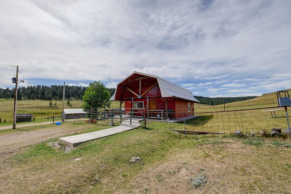 Montana Ranch Escape: Cabin w/ Grill + Patio House in Montana