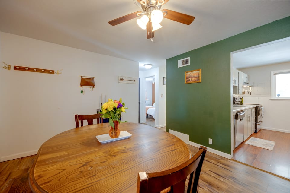 Walk to Prospect Lake! Quiet Home w/ Porch House in Colorado Springs