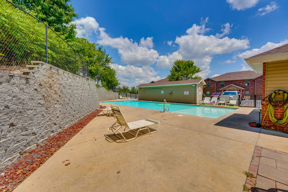 Branson Condo Near Shows, Dining & Table Rock Lake Apartment in Branson