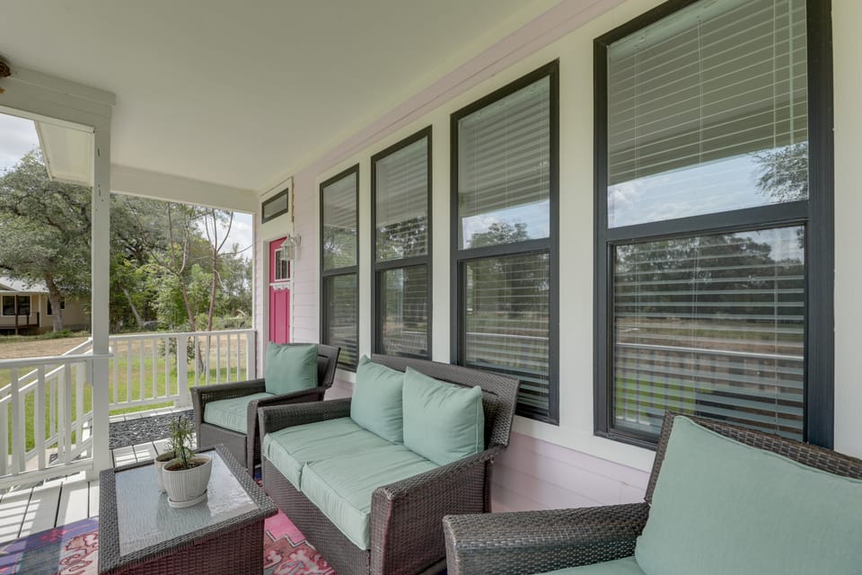 Boutique Retreat Minutes From Round Top! House in Texas