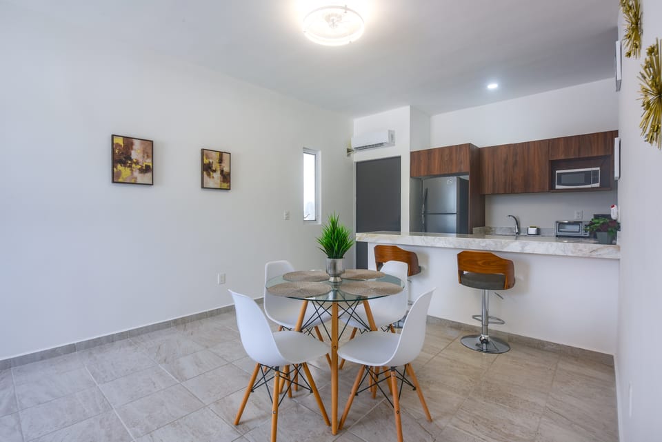 3 Mi to Beach! Condo w/ Pool in Puerto Morelos Apartment in State of Quintana Roo