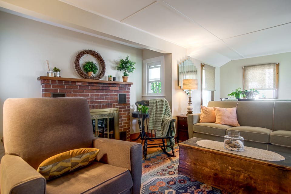Walk to Beach! Wareham Getaway w/ Patio House in Marion
