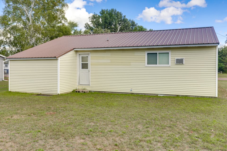 All-Seasons Lake Gogebic Home: Near Porcupine Mtns House in Michigan