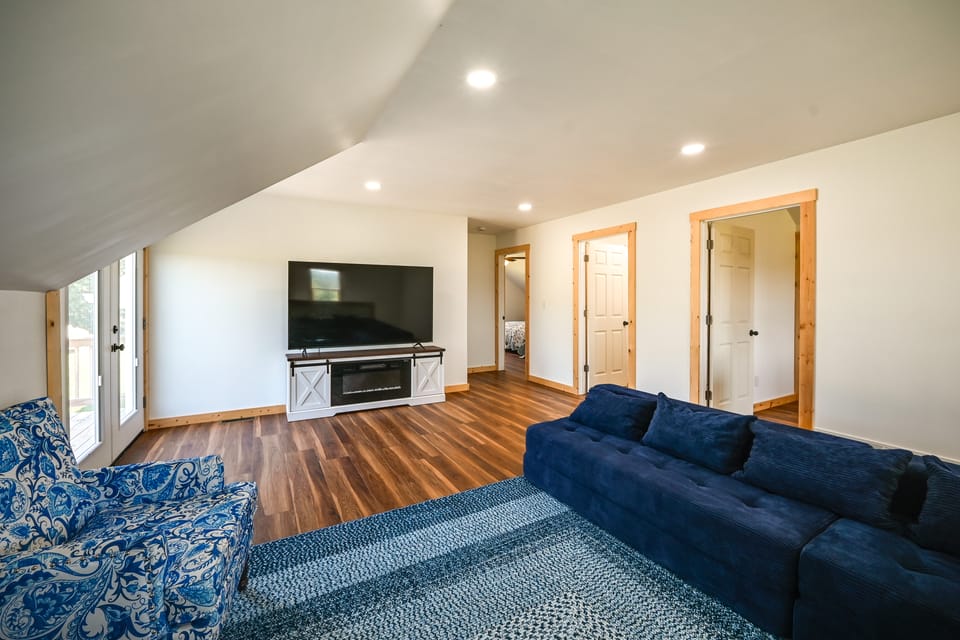 The Minnie House: Farm Retreat Near Cambridge House in Ohio