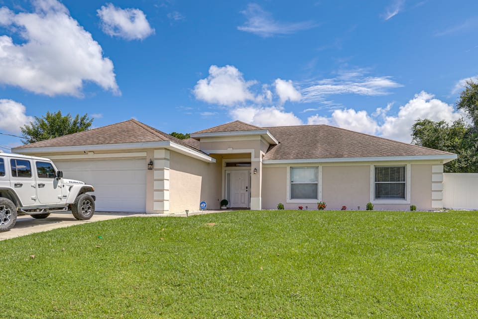 13 Mi to Beach! Family Getaway in Port St Lucie House in Port Saint Lucie