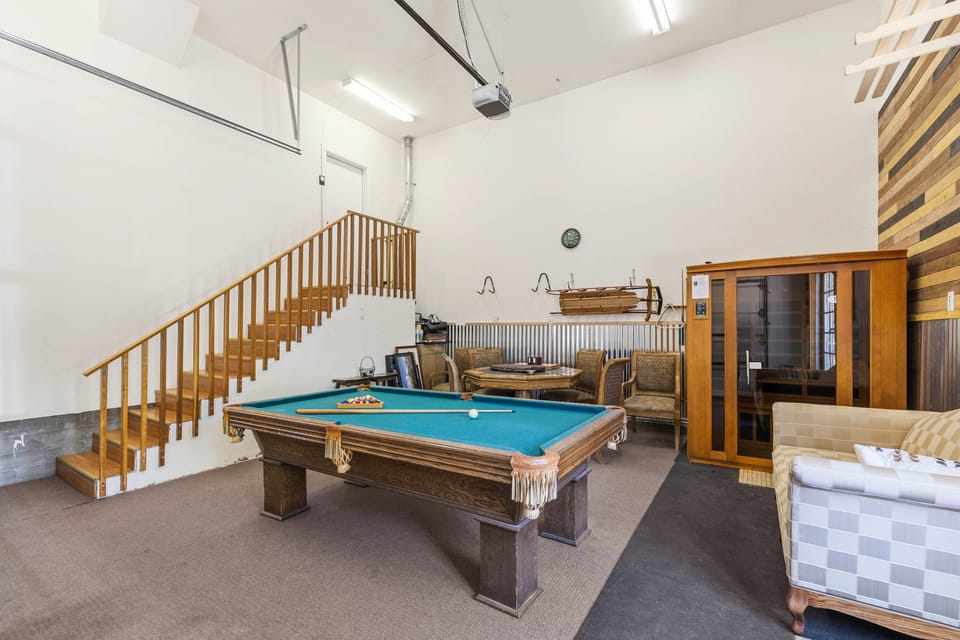 Hot Tub & Mtn Views! Big Bear All-Seasons Escape House in Big Bear