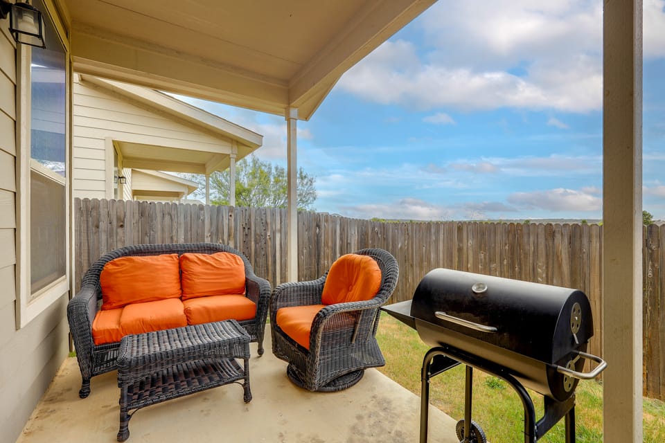 Gated 3BR Townhome Near Hospitals | Private Patio Apartment in San Antonio
