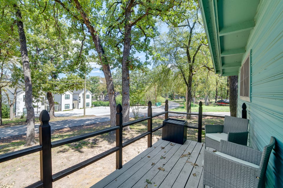 Cedar Creek Lake House! Beautiful Lake Views! House in Payne Springs