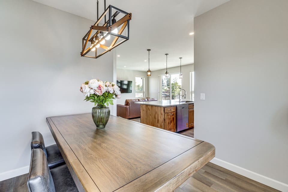 Brand-New Build! Walkable Kremmling Retreat House in Colorado