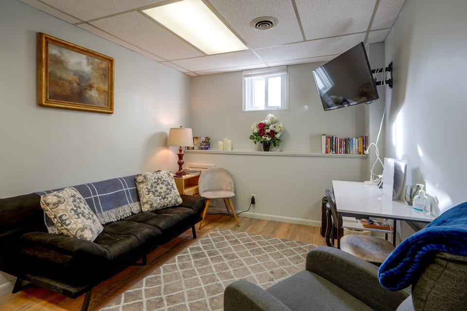 Explore Historic Ridgway! Apt w/ EV Charger House in Allegheny River