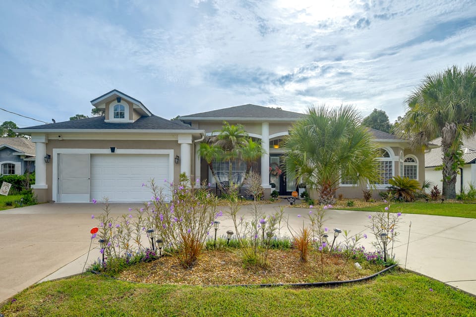 Bella Hope Coastal Cottage, beaches, private pool House in Palm Coast
