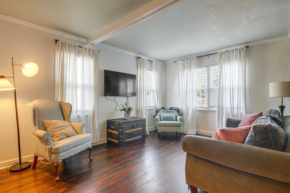 Near Midtown Attractions! Memphis Duplex House in Memphis