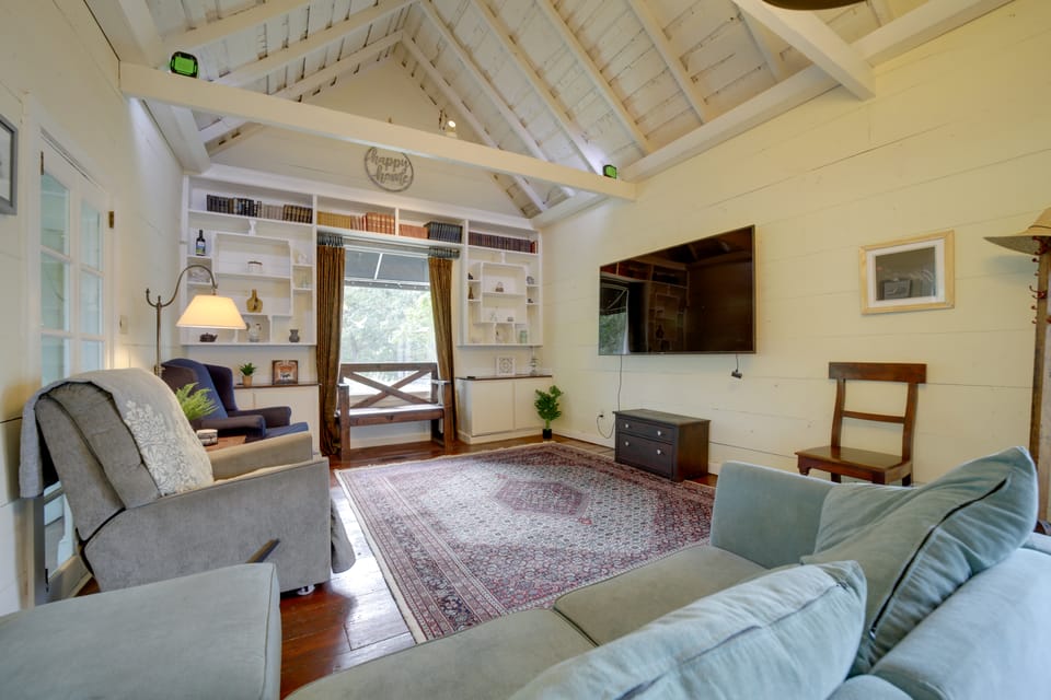 Landrum Farmhouse Retreat: Deck & Swim Spa House in South Carolina