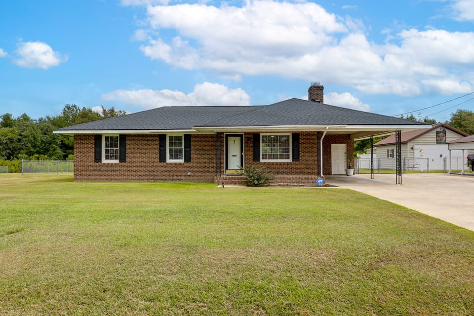 North Carolina Family Home, 10 Mi to Wilson House in North Carolina