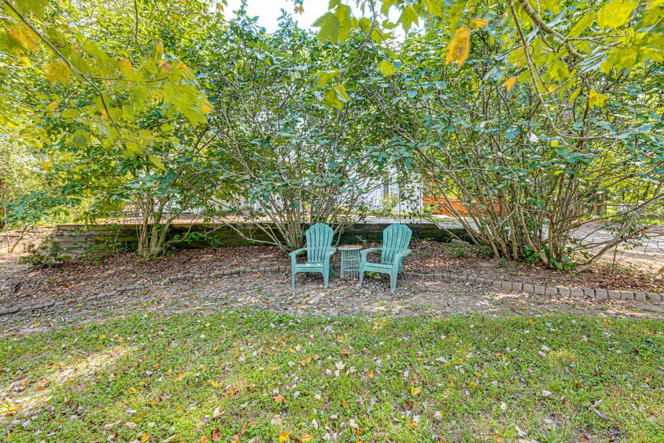 Raleigh-Area Farm Stay w/ Pond: Swim, Fish, Relax! Apartment in North Carolina