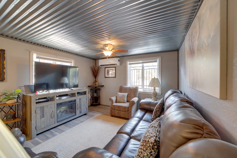 Lake Country Retreat Near Eufaula Adventures House in Longtown