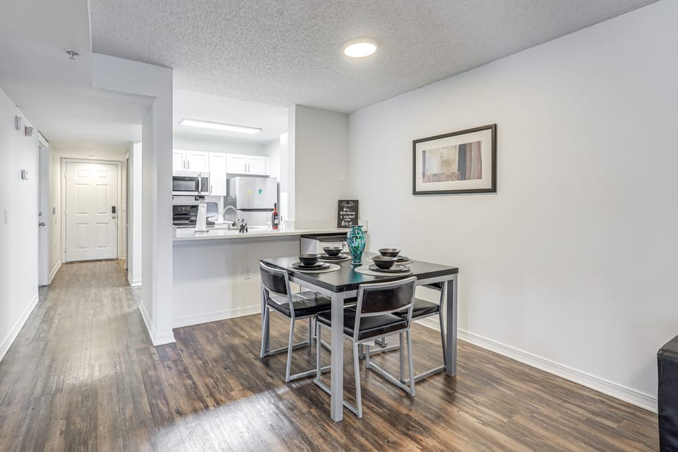 2 Mi to University of Florida! Unit w/ Pool Access Apartment in Gainesville