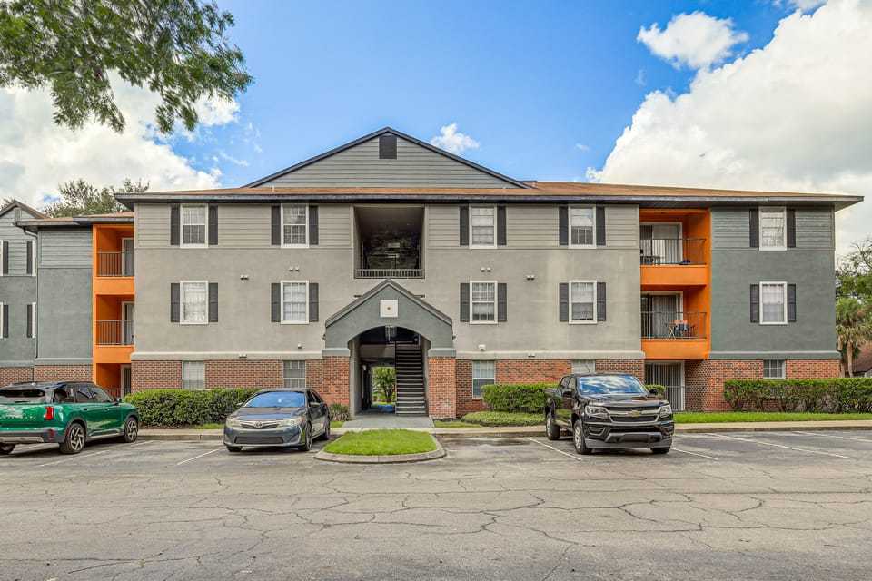 Work, Explore & Unwind! Condo 2 Mi to UF Apartment in Gainesville