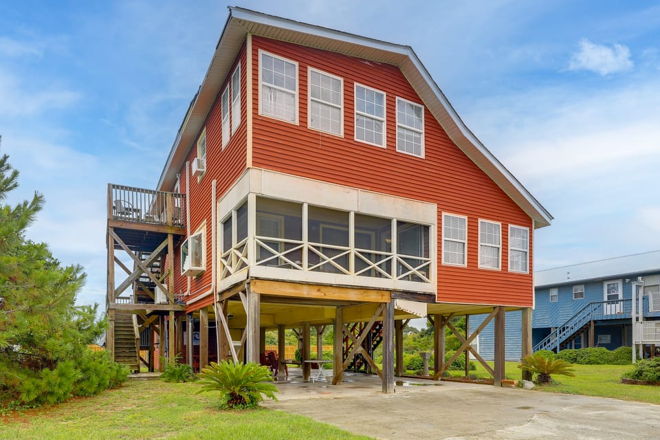 Walk to Ocean! Family Condo in North Topsail Beach Apartment in North Topsail Beach