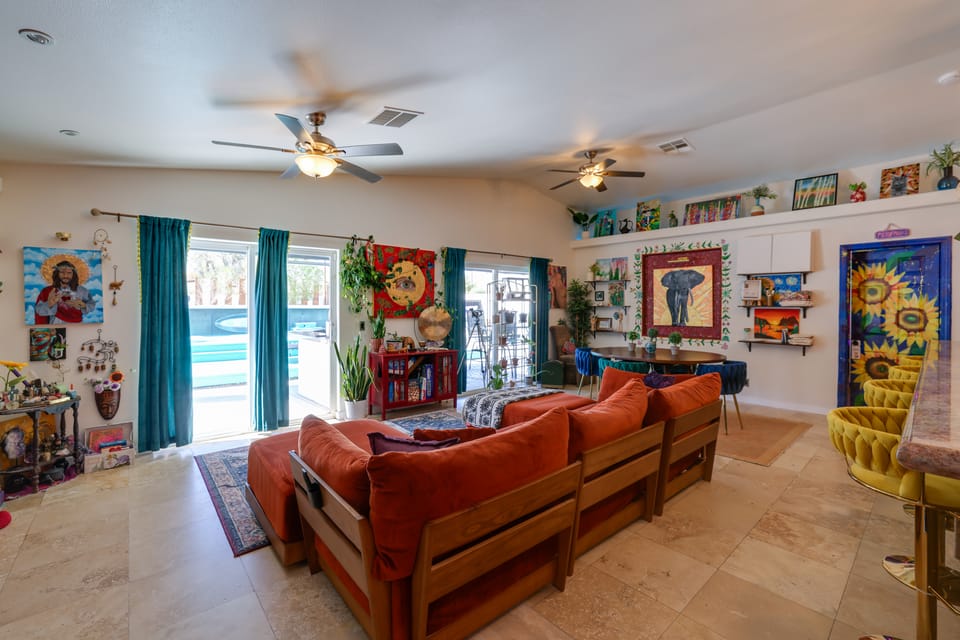 Palm Springs Artist's Hideaway: Hot Tub, Mtn Views House in Palm Springs