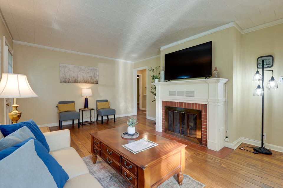 Centrally Located Cincinnati Escape w/ Deck & Yard House in Cincinnati