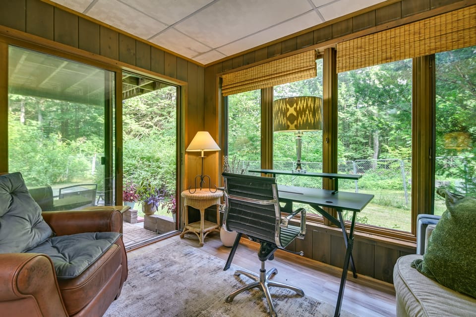Patio, Sunroom!  Forest Retreat Near North Conway House in Conway
