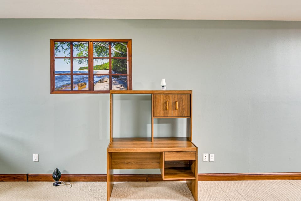 9 Mi to Clear Lake! Cozy Apartment Apartment in Iowa