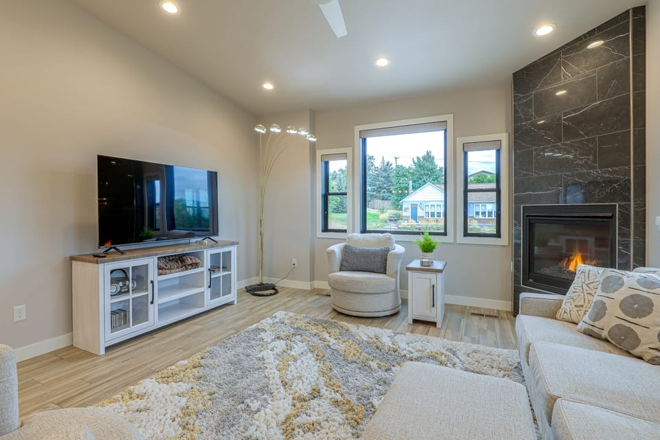 Pet-Friendly, Walkable Spearfish Townhome w/ Yard Apartment in Spearfish