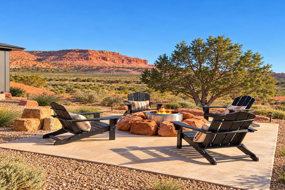 Red Rock Retreat in Kanab | Epic Views | Near Zion House in Kanab