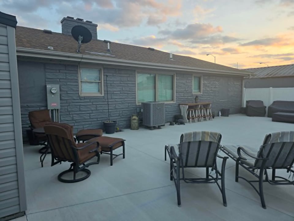 'Honey Bee' Family Home in Columbus, Nebraska! House in Nebraska