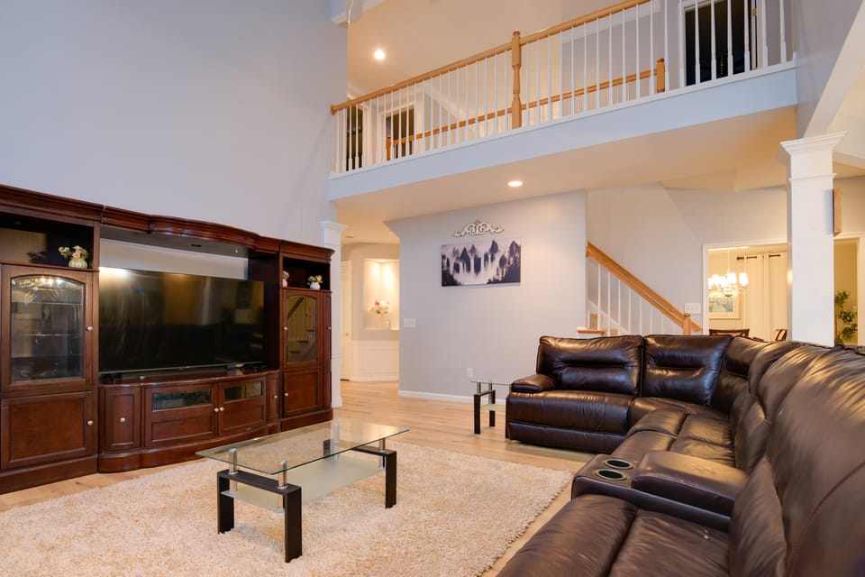 4 Mi to Dtwn Bel Air & Trails! Grand Home House in Maryland